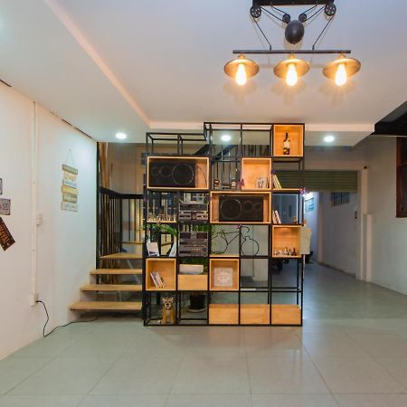 Megi Homestay Нячанг Екстер'єр фото