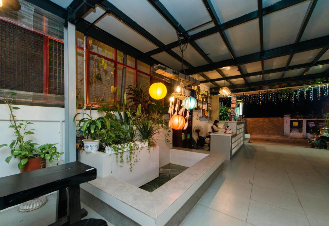 Megi Homestay Нячанг Екстер'єр фото
